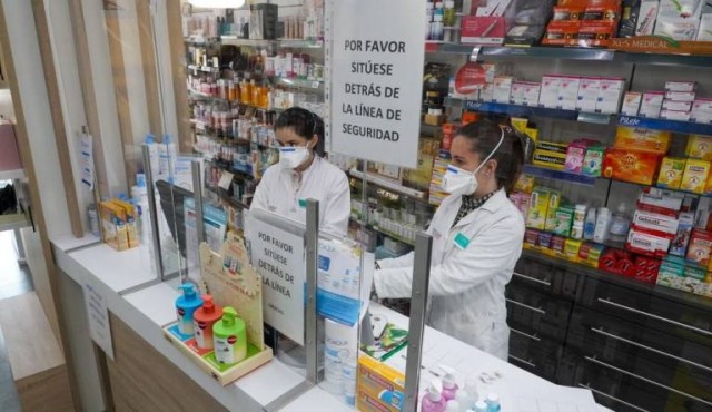 Destacan el papel de los farmacéuticos para desmentir los bulos sanitarios entre la población