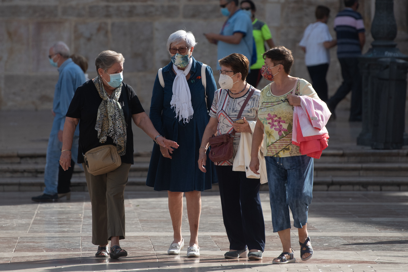 La Comunitat Valenciana suma 1.060 nuevos contagios, 10 fallecimientos y 49 brotes más