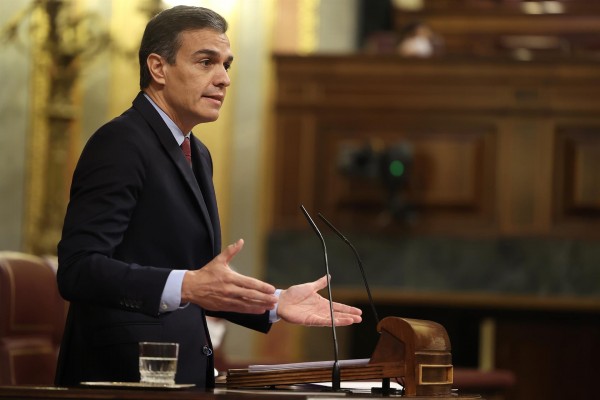 Sánchez pide a Casado que 