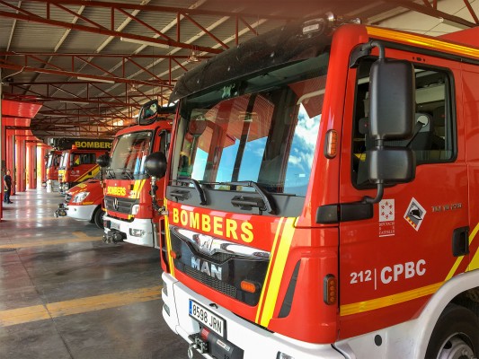 La Diputación pone en cuarentena a 20 bomberos del parque de Nules tras detectar seis positivos