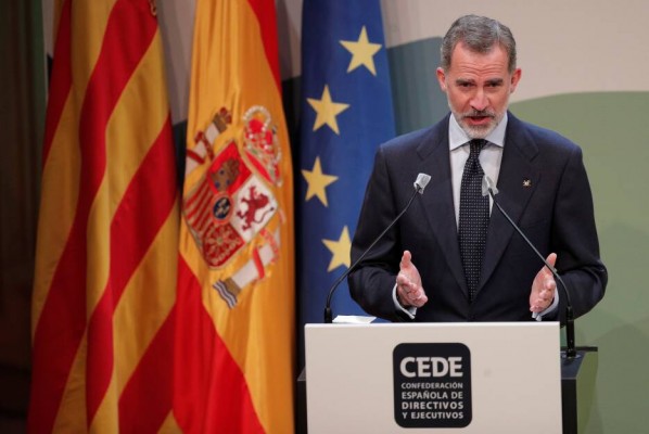 El Rey, arropado por los empresarios, alaba el papel de las empresas en la pandemia: 