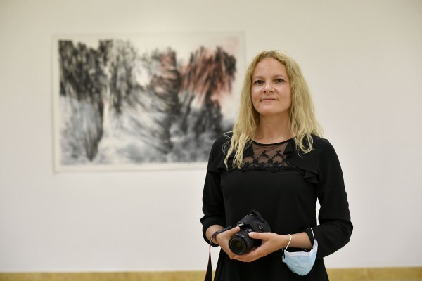 La artista portuguesa Analice Campos traslada sus paisajes fragmentados e inestables al Museo de la UMU 