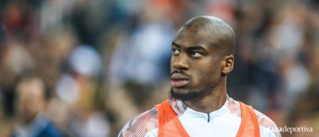 Kondogbia sigue trabajando al margen del grupo en Paterna