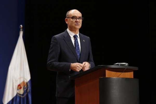 Toque de atención de la auditoría del Consell a la UA: opacidad en empleados y gestión de servicios