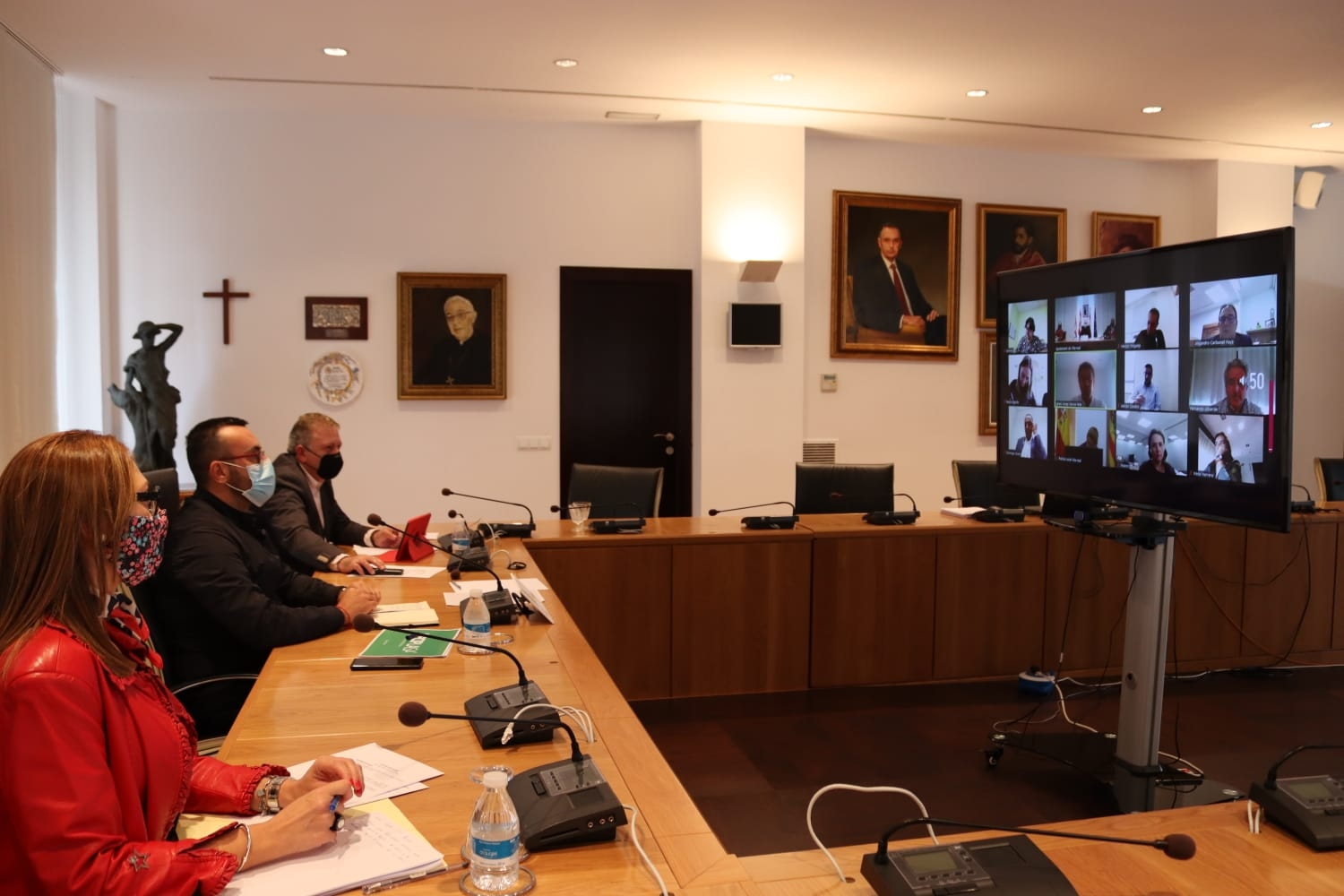 Benlloch involucra a los partidos en la gestión de basuras al requerir actuaciones a muy largo plazo