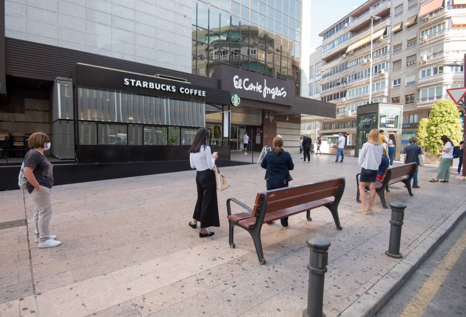 Alicante registra 4 fallecidos más por coronavirus mientras los positivos se disparan: 377