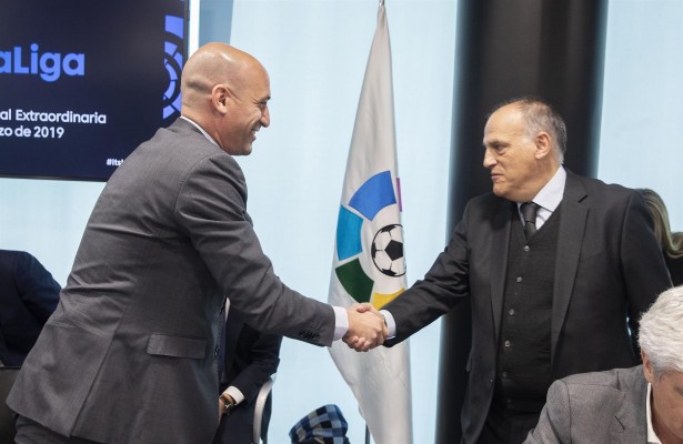El Juzgado de lo Mercantil de Madrid rechaza la petición de LaLiga para jugar los lunes y viernes