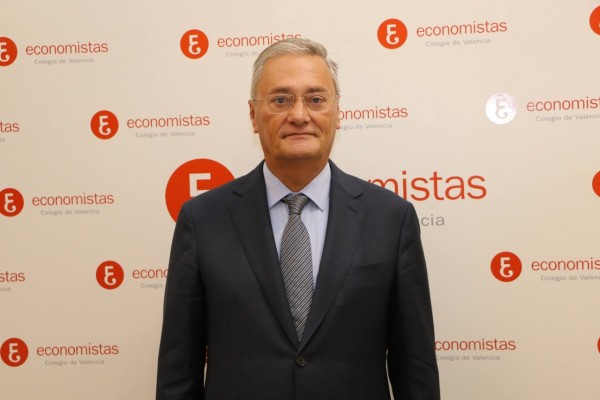 Juan José Enríquez renueva como decano de los Economistas Valencianos
 