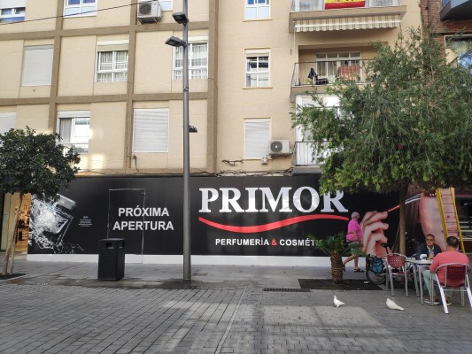 Primor llega con fuerza a la comarca: abrirá en La Marina y en el centro de Benidorm