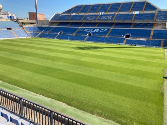 Los aficionados del Hércules 'se lanzan' a por las contadas entradas para el choque frente al Atzeneta