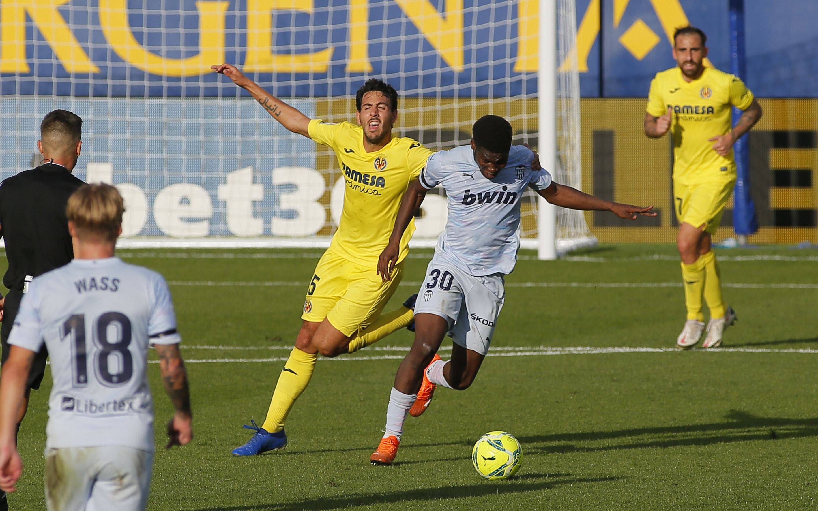 Parejo será sometido a pruebas tras notar un pinchazo en el aductor