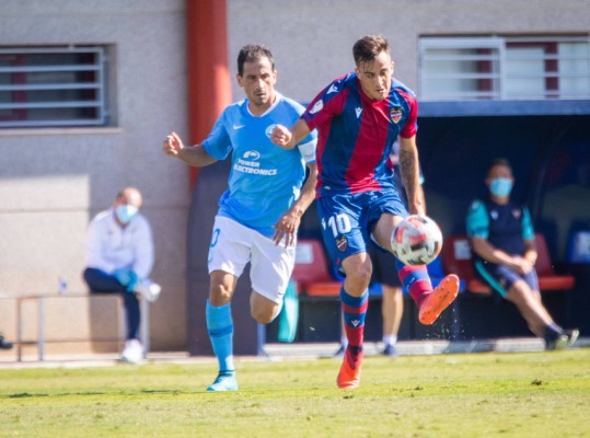 El Atlético Levante UD cae por la mínima frente a un correoso UD Ibiza