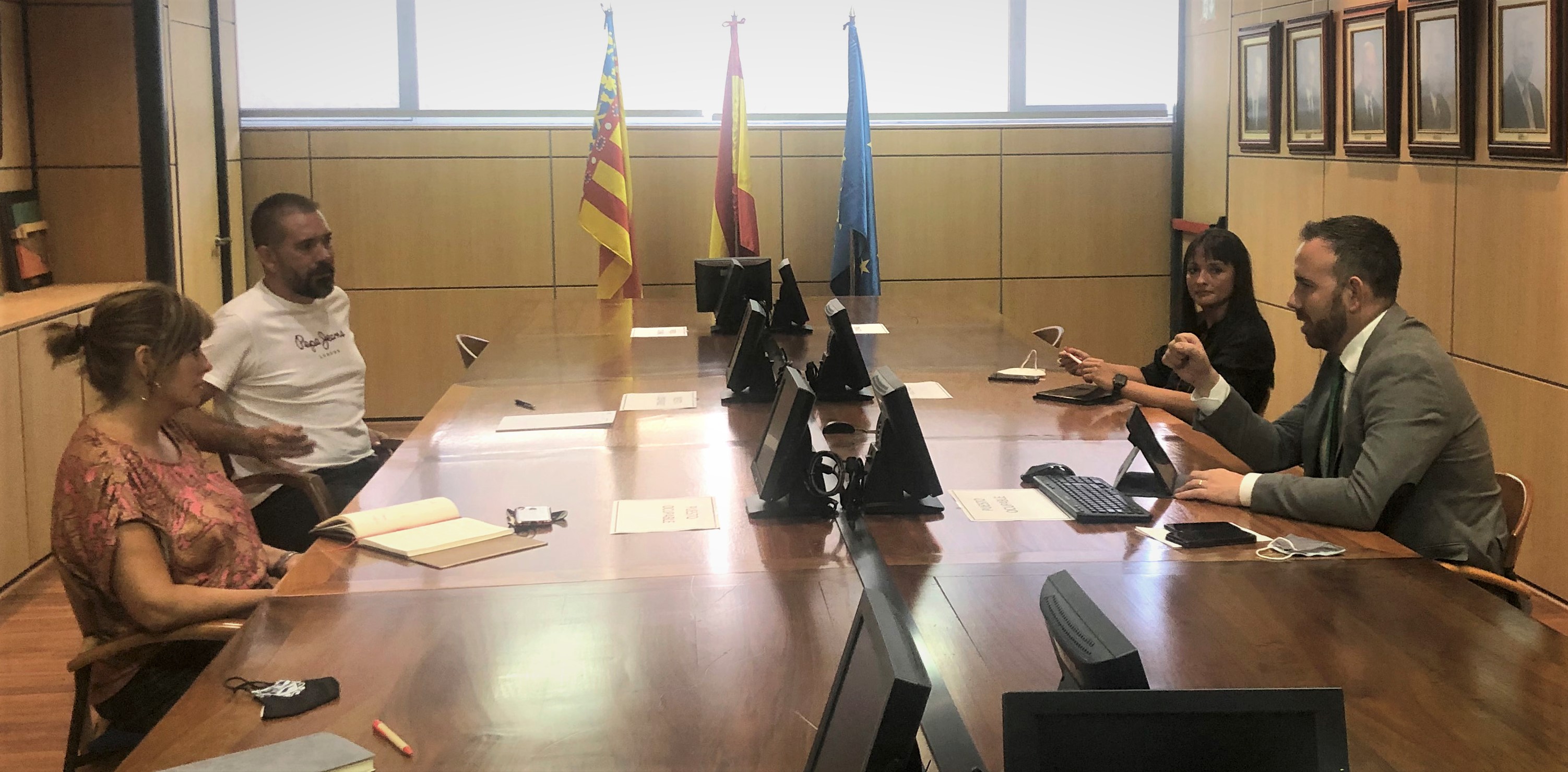 El Grau i el port aborden propostes de millora de l'entorn urbà