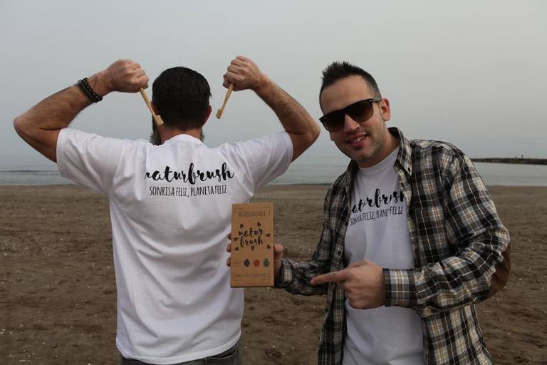 Naturbrush, del baño a la cocina para reducir el consumo diario de plástico

