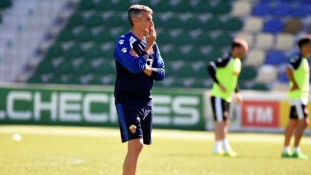 Parras solo dispone de 17 jugadores del primer equipo para partido ante el Reus

