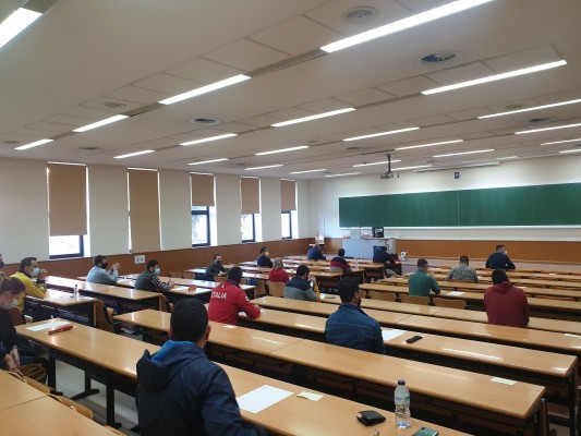 La meitat dels aspirants, 98, es presenten al test psicotècnic per a les 21 places de Policia Local de Castelló 