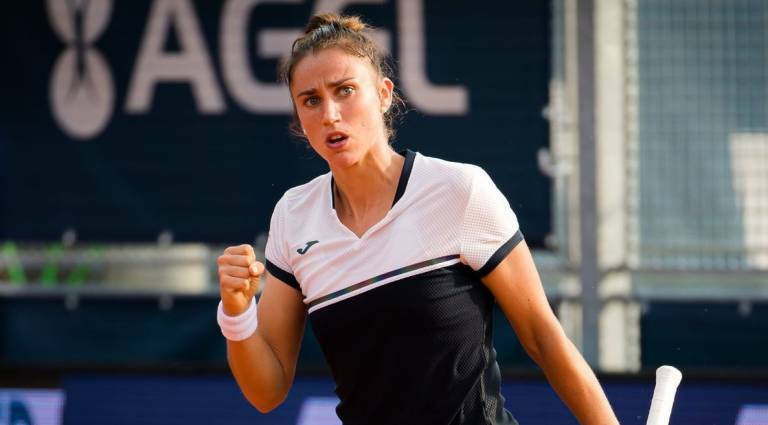 Sara Sorribes avanza en Ostrava tras doblegar a Ana Bogdan
