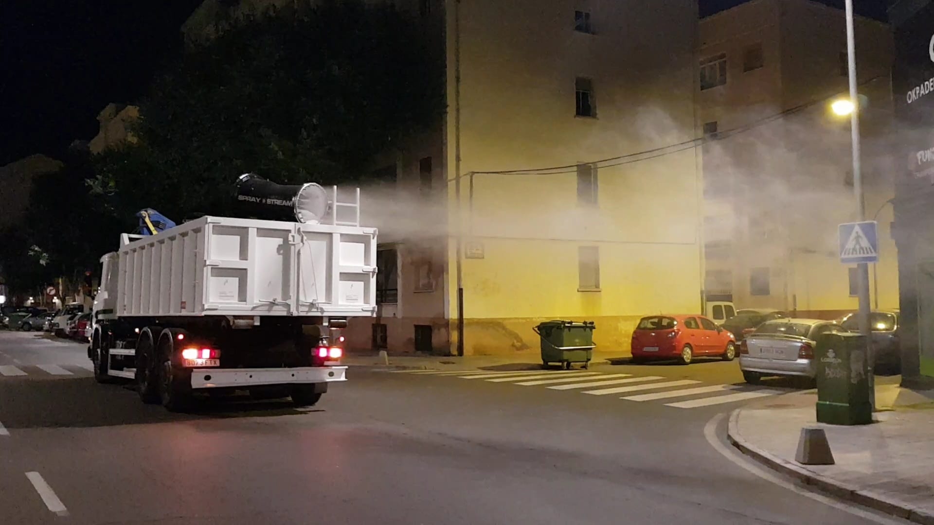 Castelló refuerza las desinfecciones en zonas comerciales y sanitarias en los fines de semana
