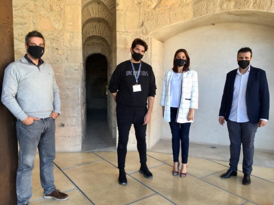 El MAHE acoge sesiones fotográficas para incentivar el talento local y la visibilidad artística de la ciudad 
