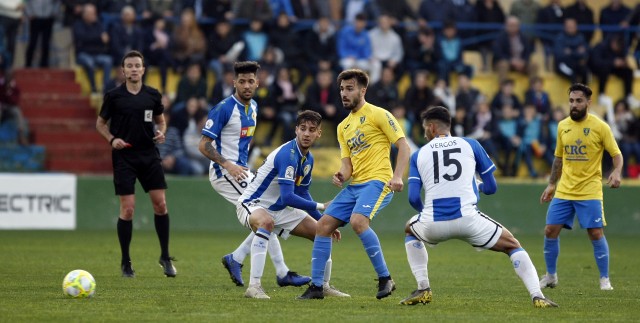 La transmisión descontrolada del Covid-19 deja el Orihuela-Alcoyano y el Elche-Granollers sin público