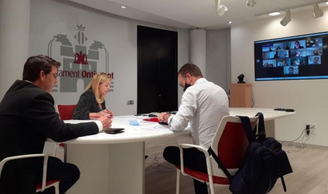 Ontinyent rebajará la mitad del IBI a las facturas con un consumo del 15% en renovables
