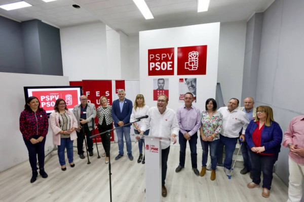 Dos tercios de la clase política provincial, pendiente de Madrid para renovar sus órganos internos