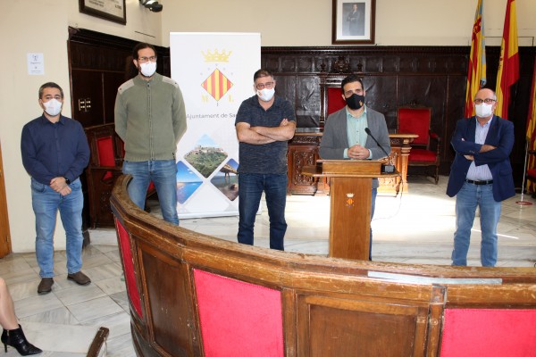 El positivo de 30 temporeros obliga a confinar un centro de personas migrantes en Sagunto