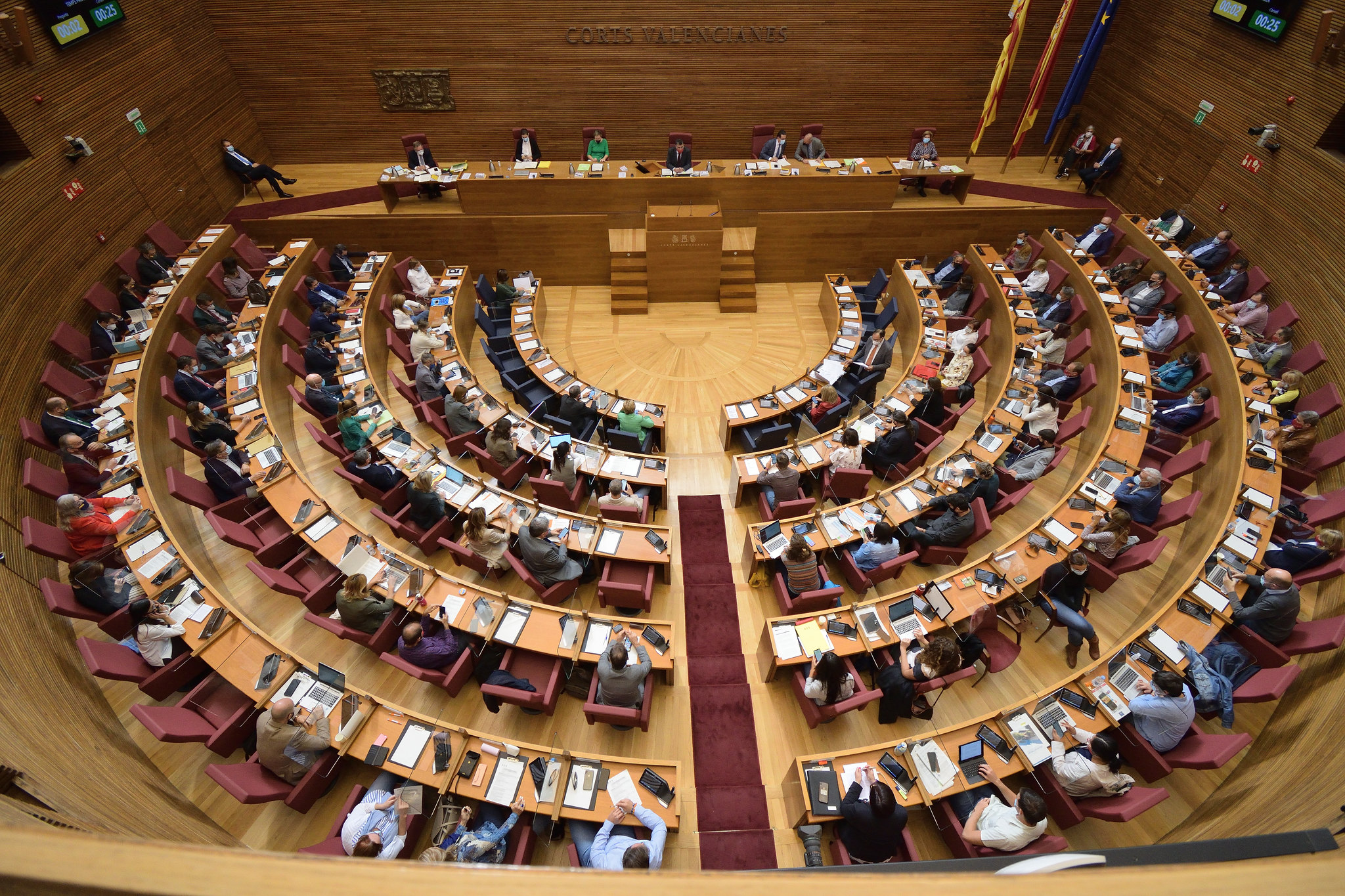 El Botànic y Vox rechazan una iniciativa de Cs que pedía publicar los gastos de los partidos