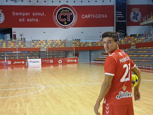 Marinovic, del Jimbee: 