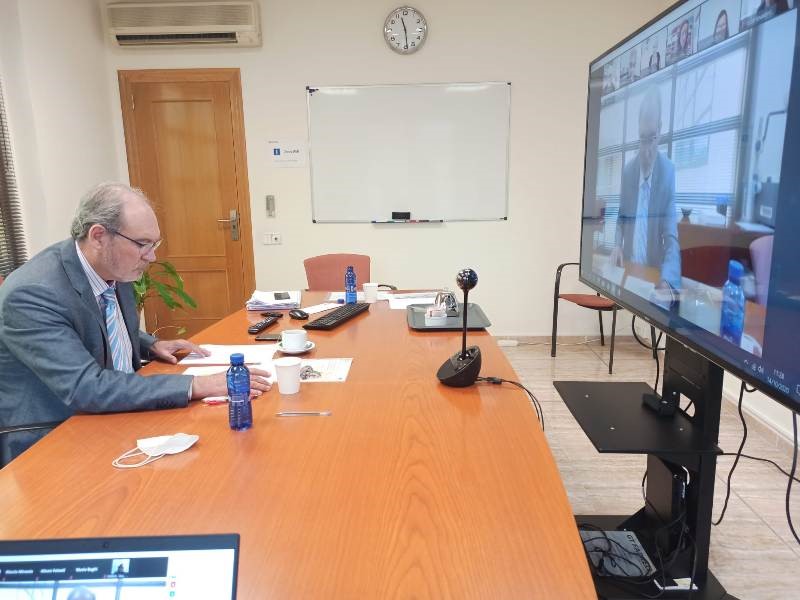 Una campaña muestra en 7 vídeos las cualidades del material cerámico en el mercado británico