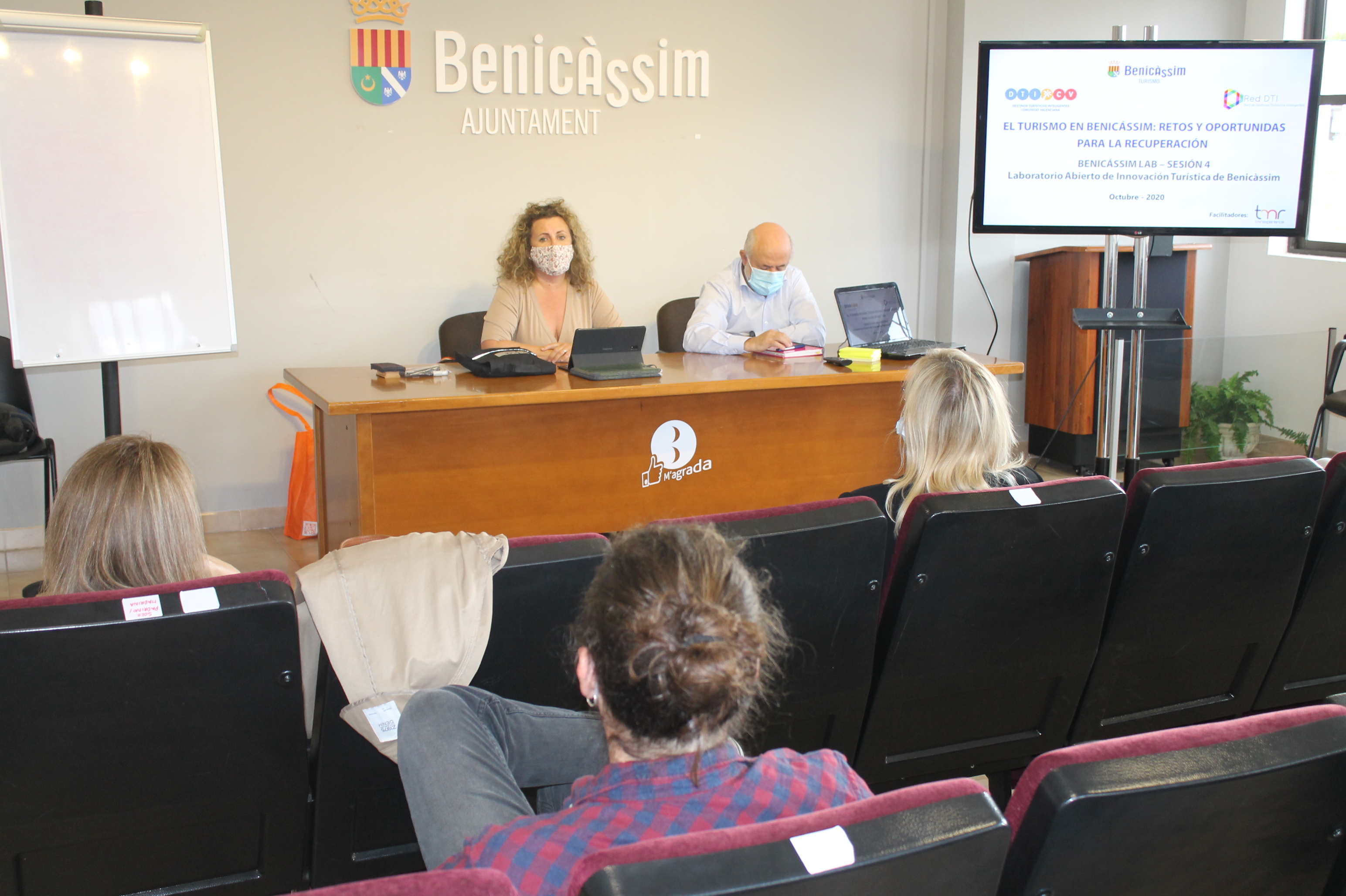 Benicàssim aborda junto a empresas y entidades turísticas los retos y oportunidades tras la covid