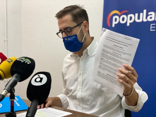 La Justicia da la razón al PP de Elche: se vulneraron sus derechos al no entregarles el informe de Cuatrecasas
