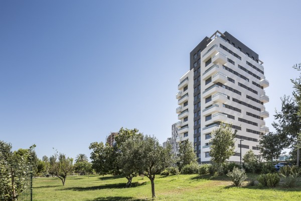 Neinor Homes entrega las llaves de su primera promoción en València 