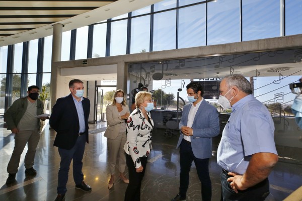¿Qué pasará con las inversiones pendientes en Torrevieja? La empresa prometió dos centros de salud