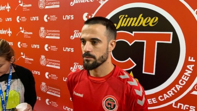 Juanpi y Solano, jugadores del Jimbee Cartagena, en el quinteto ideal de Primera