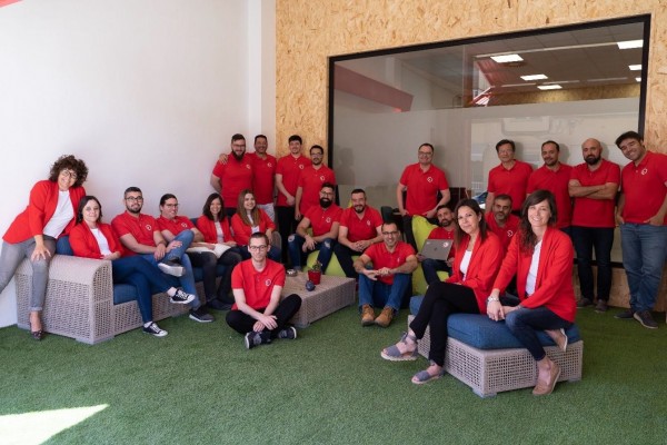 La consultora tecnológica alicantina Zataca Systems implanta la jornada semanal de 4 días