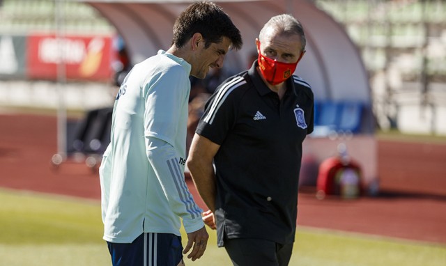 Gerard Moreno y Diego Llorente abandonan la selección por dolencias musculares