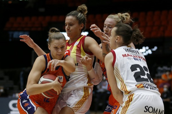 Duelo de invictas en La Laguna