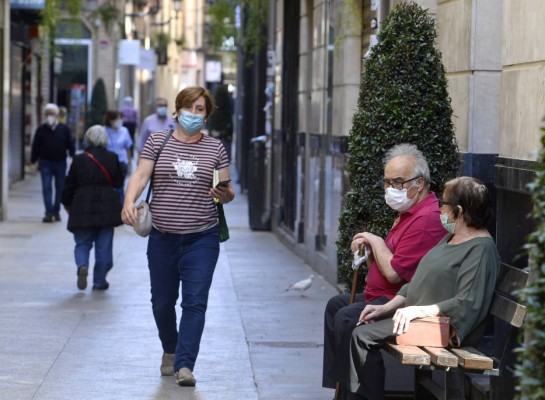 Otro día trágico en la Región: la covid-19 deja cuatro nuevos fallecidos y casi 400 contagios