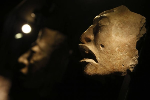 Mayas y exhibicionistas