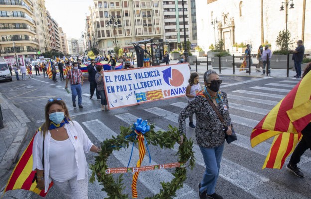 Avant y Defenem Valéncia piden 