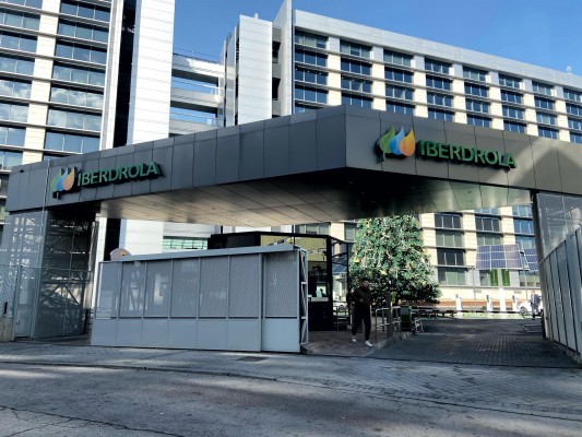Iberdrola plantea el ajuste del 15% de su plantilla, que afectaría a unos 1.500 trabajadores
