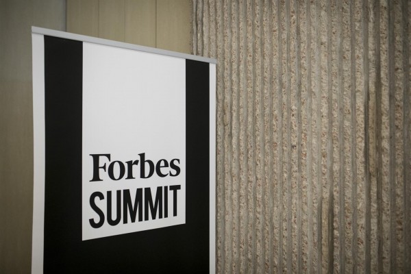 Expertos de Aquaservice, Naturgy e Indra debaten sobre economía circular en el Forbes Summit Sustainability