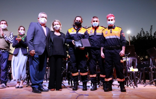 Los municipios de l'Horta convierten el 9 d'Octubre en un homenaje a los 'héroes' de la pandemia