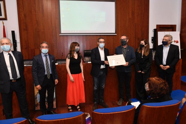 Pasión por la lectura como vacuna contra la covid: arranca la Feria del Libro de Murcia