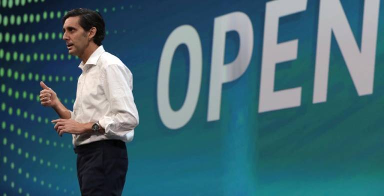 Telefónica sigue recuperando posiciones en bolsa y se aleja de mínimos de 2002 