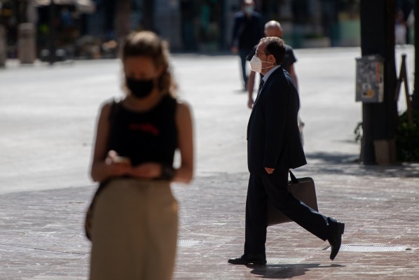 Sanidad registra más de 11.990 nuevos casos de covid-19 en España, 4.030 en las últimas 24 horas