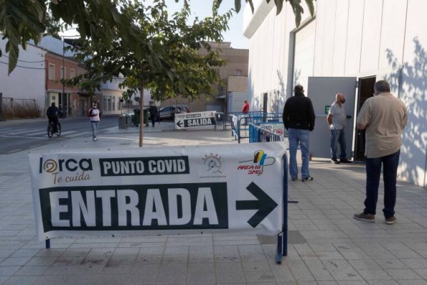 La Policía va casa por casa de Lorca para comprobar que se cumple la cuarentena