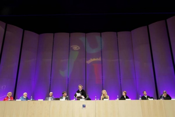 La UJI aprueba unos nuevos Estatutos basados en la internacionalización y la sostenibilidad