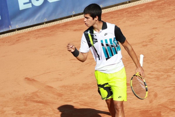 Alcaraz avanza en el ATP Challenger Nacional al ganar a Sousa, número 1 portugués y 77 del mundo